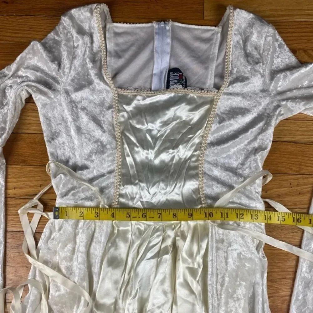 Lip Service 2001 White Velvet Satin Medieval Renaissance Fairy Bell Lace Sleeves - Picture 8 of 14